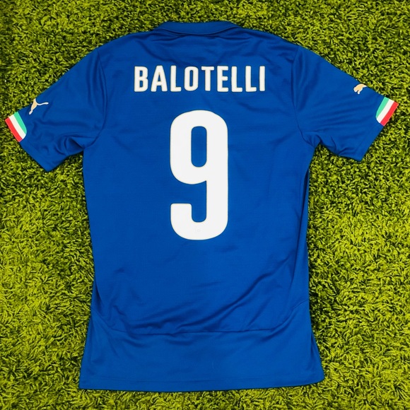 World Cup 2014 Italy Home Soccer Jersey  (Authentic) - Picture 1 of 4